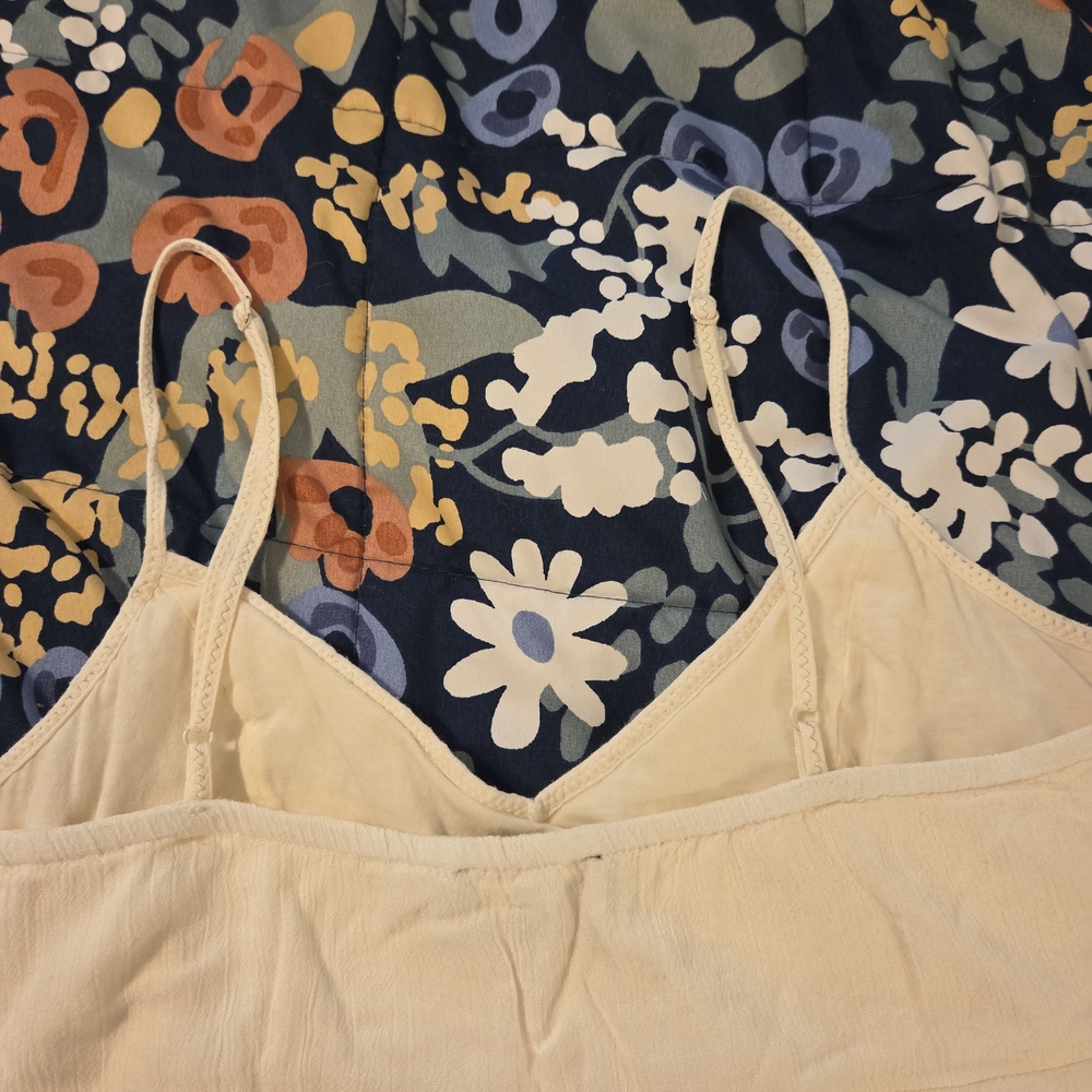 American Eagle Outfitters Lace And Silver Babydoll Tank - Picture 6 of 15